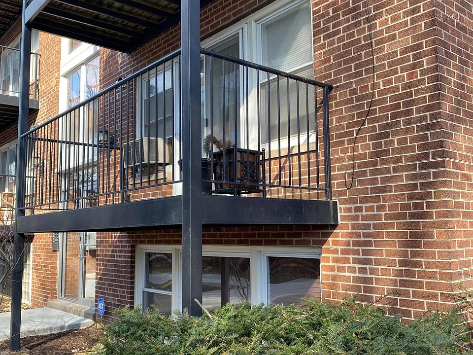 1st image of 2620 W Catalpa Ave APT 1