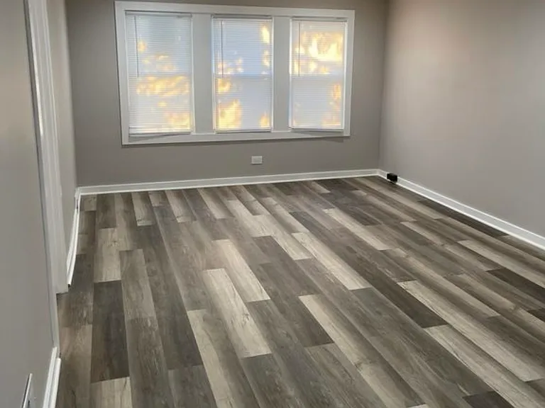 539 Wentworth Ave — Photo 10