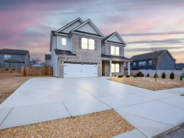 4815 Wellesley Dr, Ooltewah, TN 37363