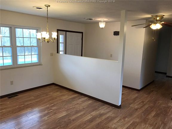 3rd image of 2145 Pleasant View Ridge Rd