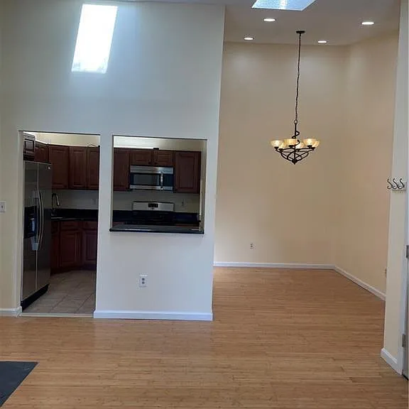 53 Taylor Dr — Photo 6