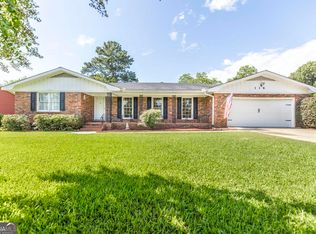 118 Foxfire Dr, Warner Robins, GA 31093