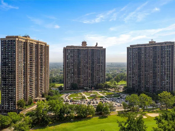 27110 Grand Central Parkway #2A, Floral Park, NY 11005