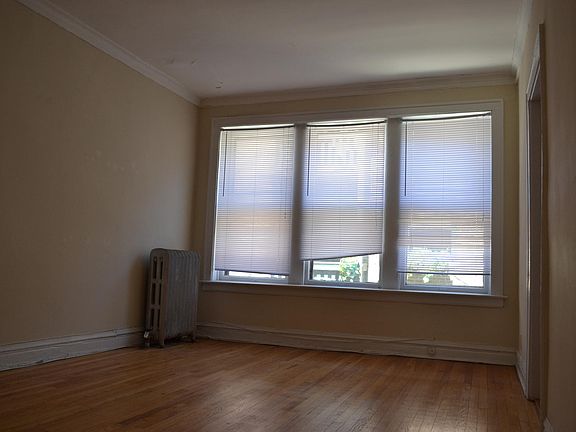 4th image of 5455 S Everett Ave APT 2A