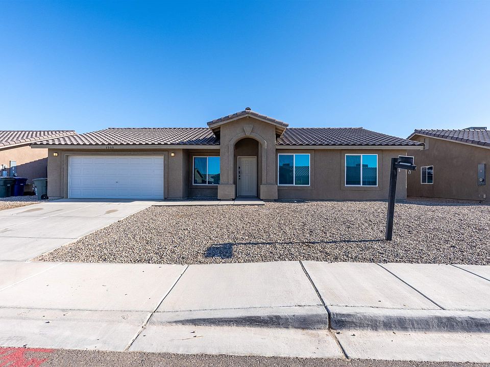 1st image of 7959 E 43rd Pl