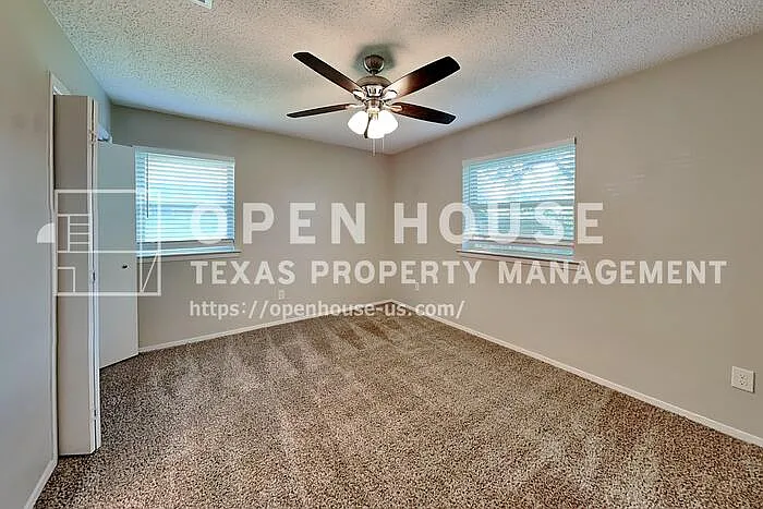 2137 Mountainview Dr — Photo 14