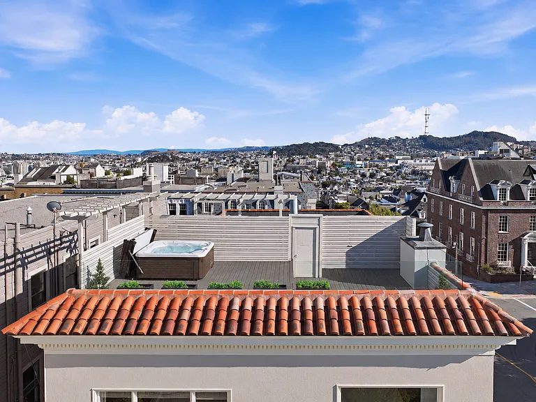 2998 Pacific Ave — Photo 82