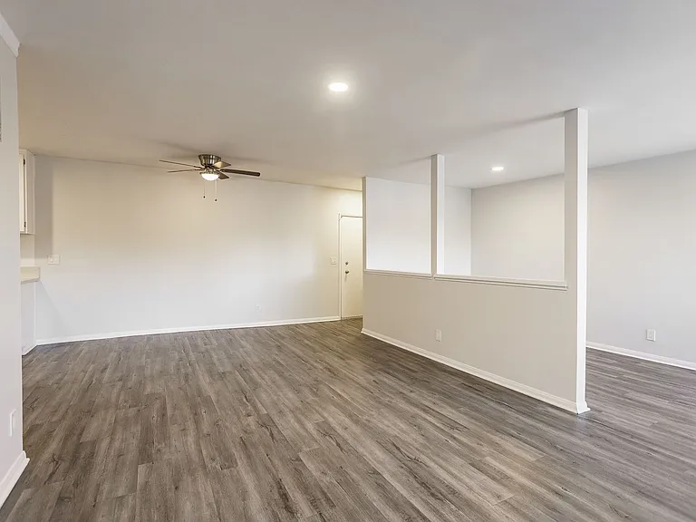 4444 Ensign Avenue — Photo 44