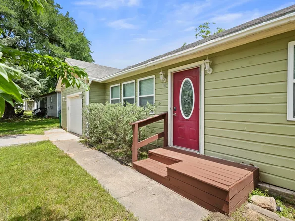 Flower Ln, Chico, TX 76431