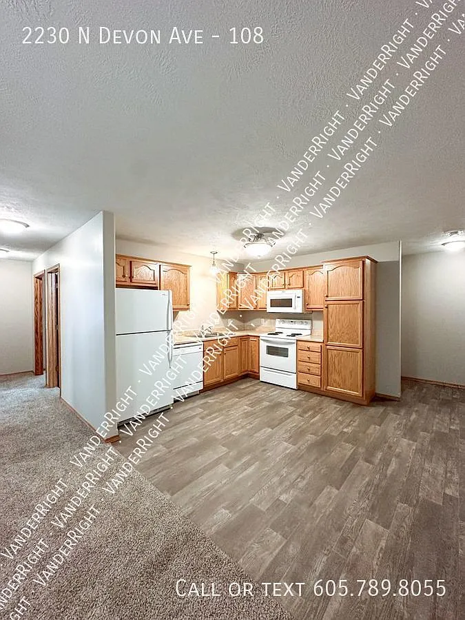 2 Bedroom 1 Bathroom Tea Apartment! — Photo 3