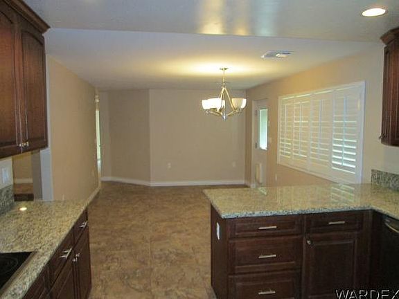 4th image of 1640 E Cottonwood Ln