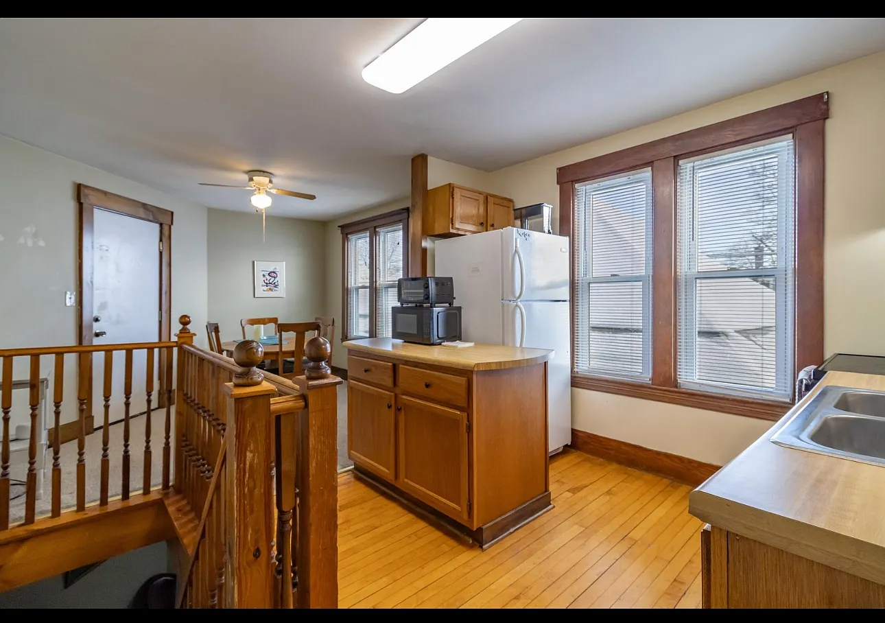 1 bed, 664 sqft, $1,350 — Photo 4