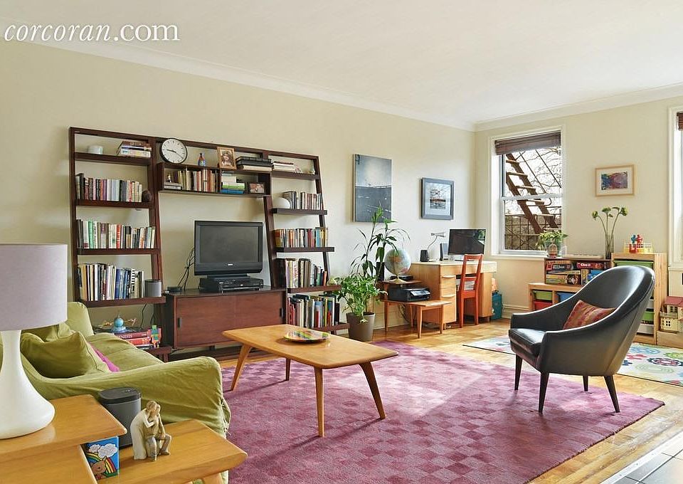 1st image of 1825 Foster Ave APT 5A
