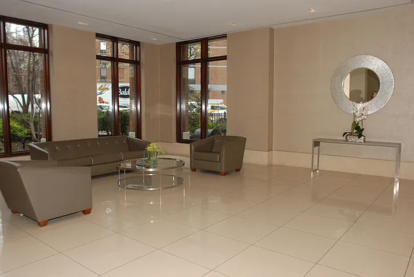 Rented by Douglas Elliman | media 26