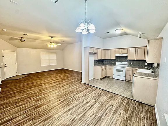 5th image of 12337 SW 6th St