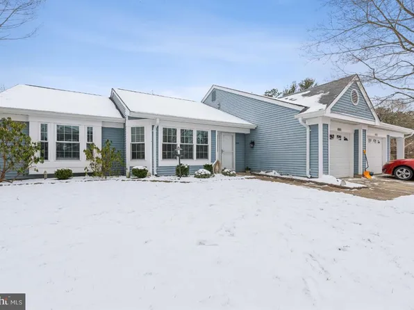 923 Liverpool Cir, Manchester, NJ 08759