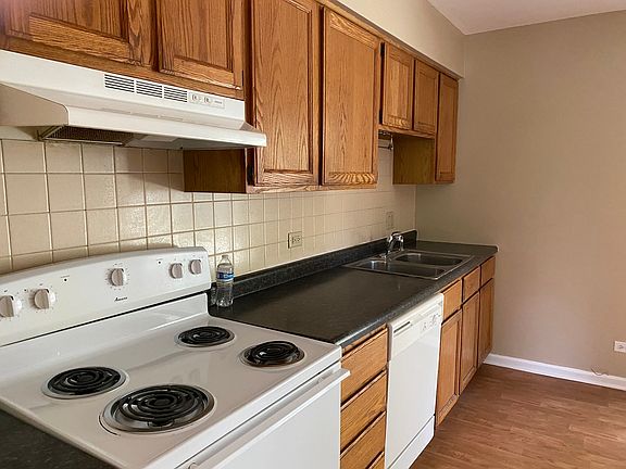 3rd image of 53 Mariner Ln