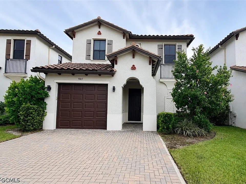 9045 Madrid Cir