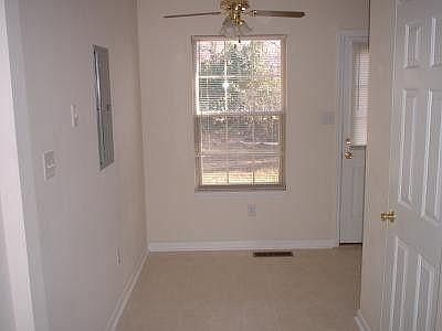 5th image of 305 Lake St