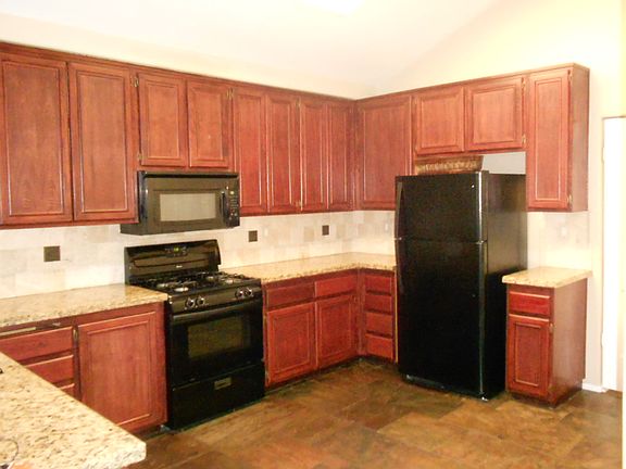 5th image of 12351 Kirkwood Dr.