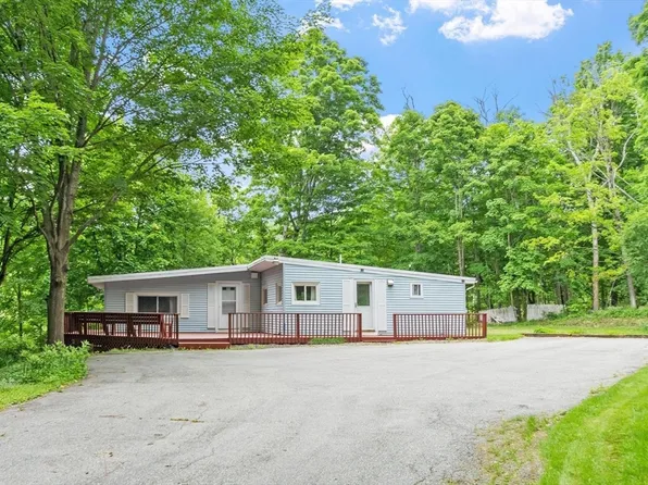 55 Main St, West Newbury, MA 01985