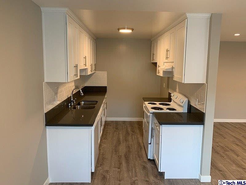 1st image of 1136 N Central Ave APT 102