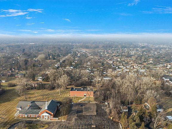 4th image of 30330 Schoolcraft Rd