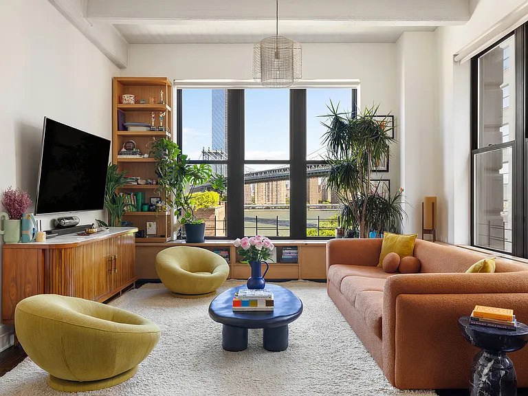 30 Main St #6B — Photo 1