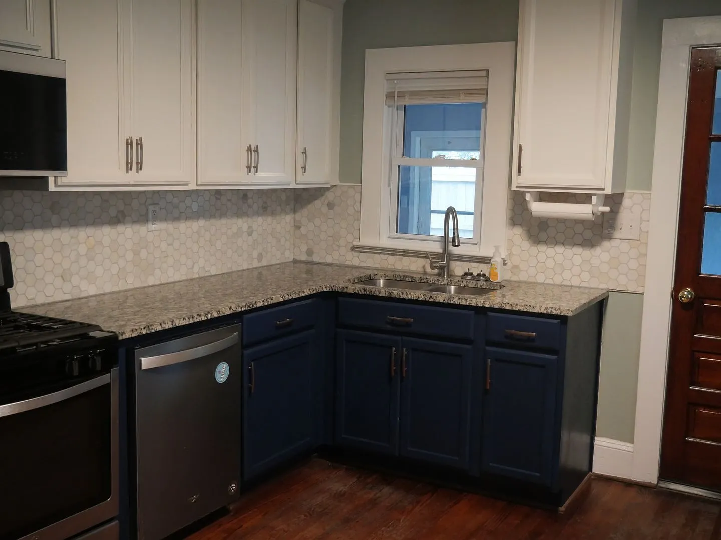8153 Guinea Road, Hayes, VA 23072 — Photo 2