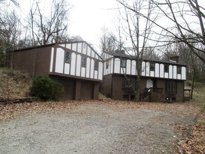 1215 Center St, White Oak, PA, 15131