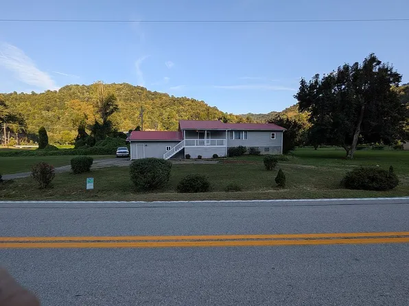 12976 Highway 421, Hyden, KY 41749