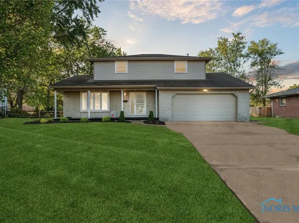 310 Elm St, Walbridge, OH 43465