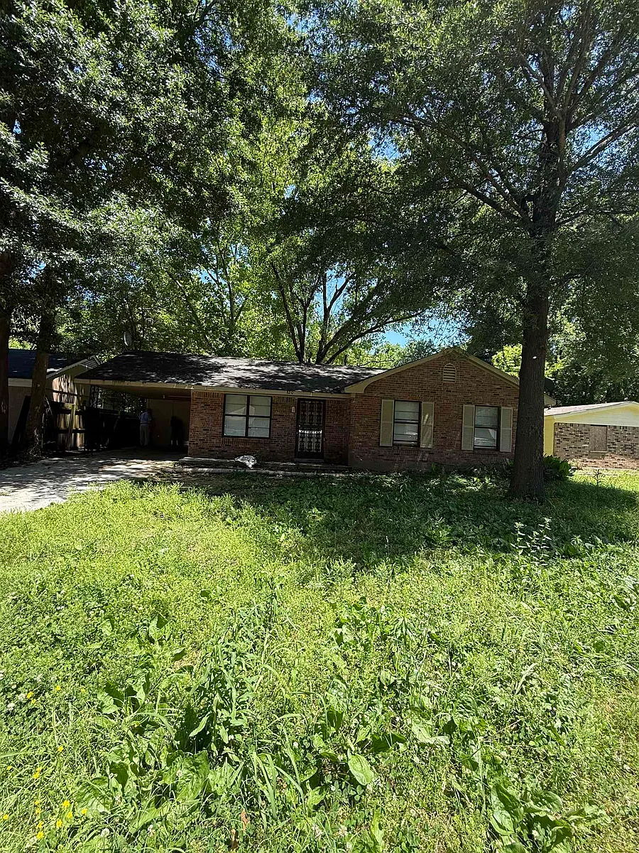 Building Photo - 820 Archie Dr