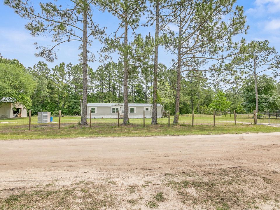 1st image of 2095 Hermitage Pl