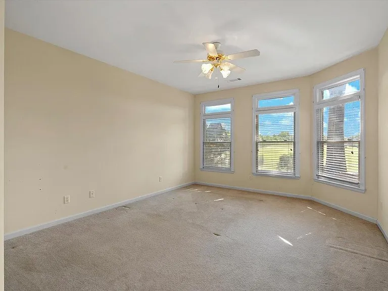 20 Pine Meadows Ln — Photo 16