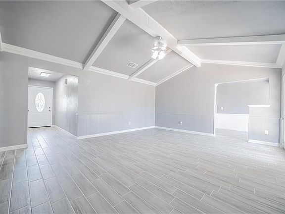 3rd image of 1701 N Santa Clara Ct