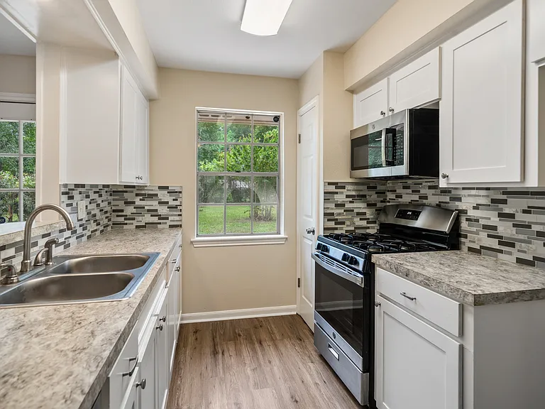 3419 Dovie Dr — Photo 14