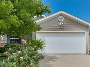 3504 Cory Dr, Bloomington, IL