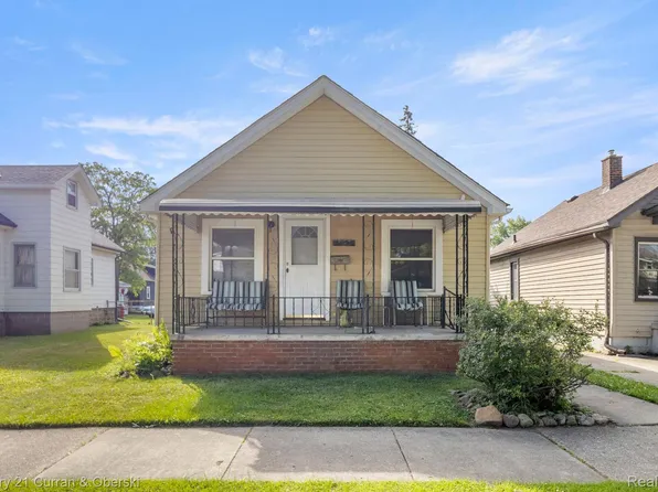2621 Pardee Ave, Dearborn, MI 48124