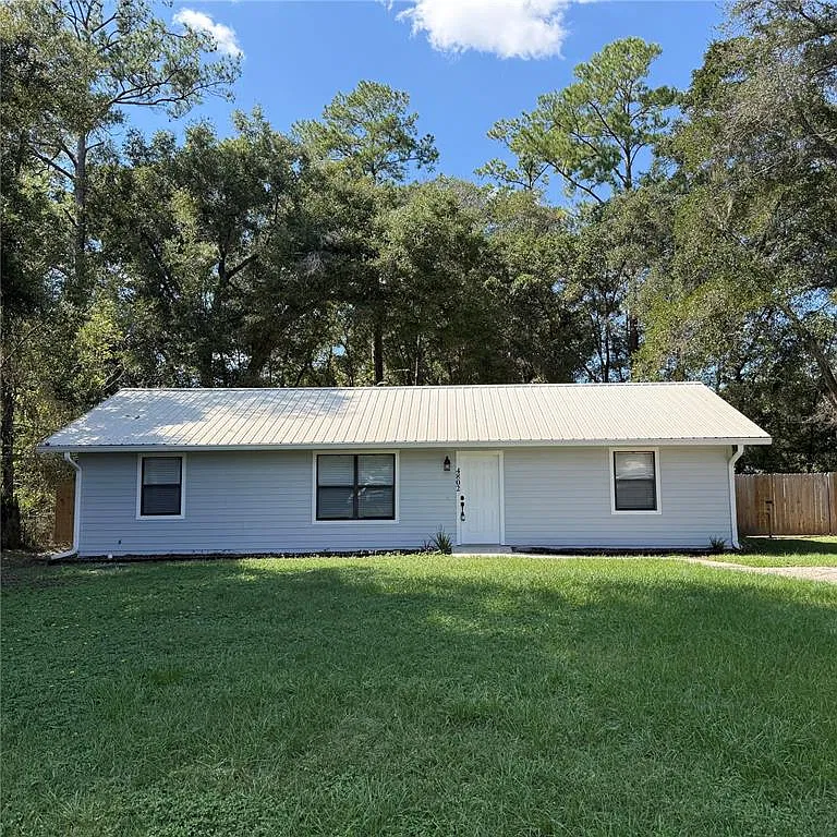 3 bed, 2.0 bath, 1154 sqft, $1,600 — Photo 1