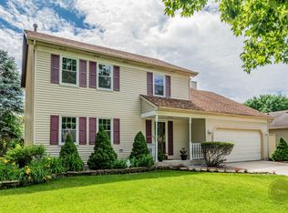 2256 Briarhill Dr, Naperville, IL
