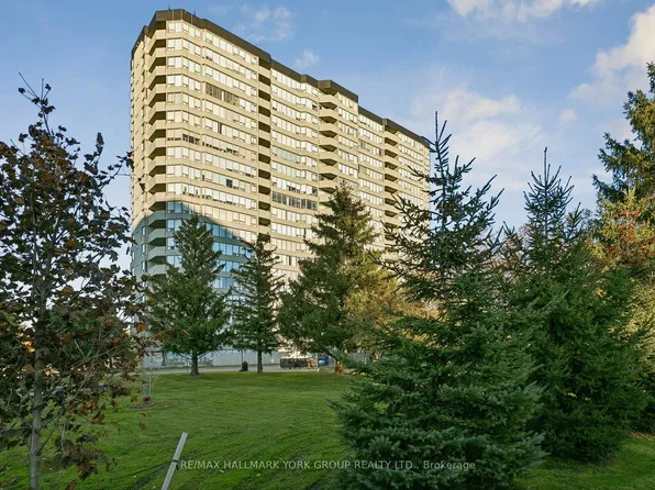 700 Constellation Dr #1909, Mississauga, ON L5R 3G8