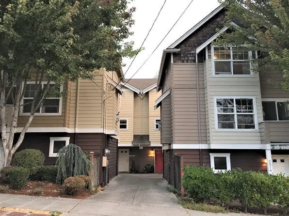 2816 SW Adams St #B, Seattle, WA 98126
