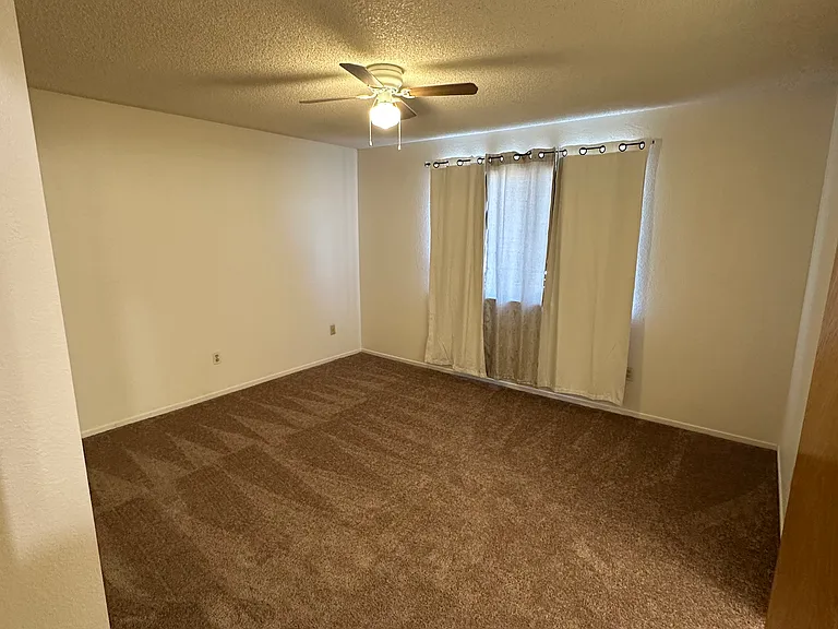 16715 Vasquez Ave — Photo 12