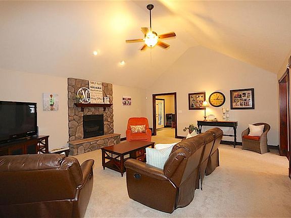4th image of 53 Township Road 1257