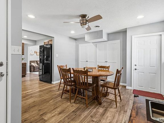 5th image of 505 N Locke St