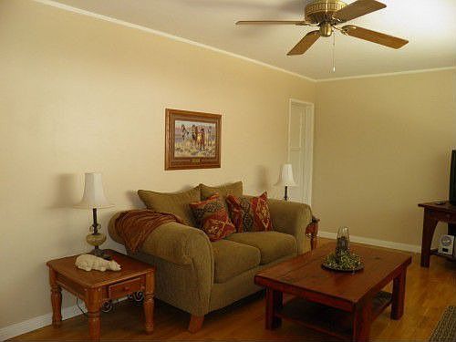 5th image of 769 Live Oak Dr