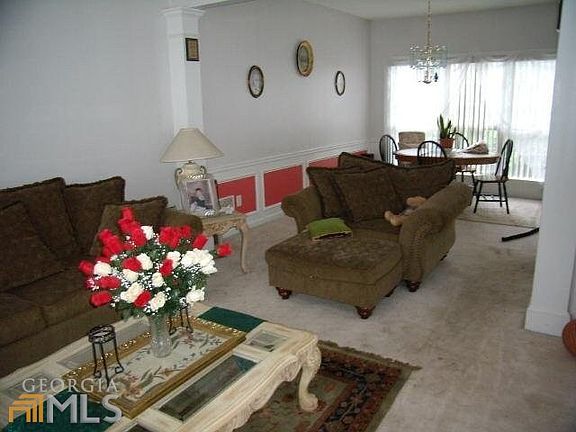 3rd image of 3442 Chastain Glen Ln NE