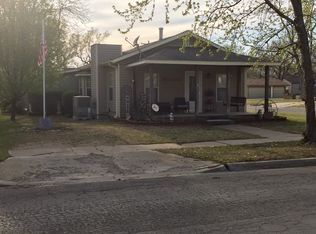233 N 16th St, Fredonia, KS 66736