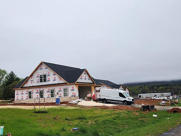 4th image of 5555 New Pleasant Way